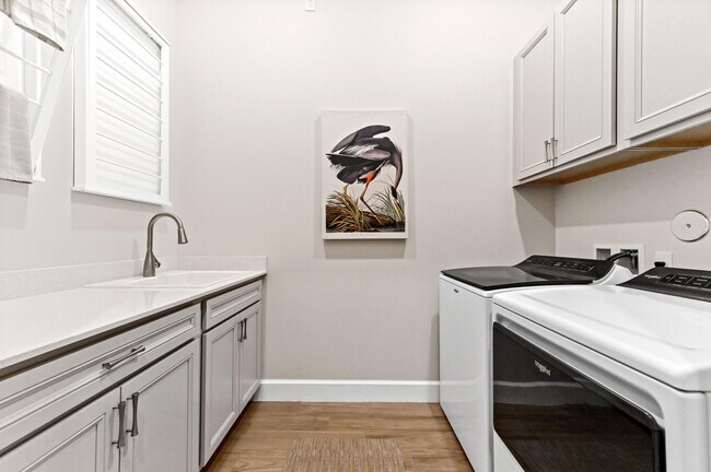 Building Photo - 9891 SW Legacy Dr