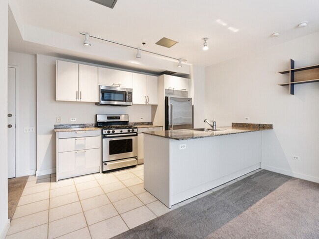 Building Photo - 510 W Erie St