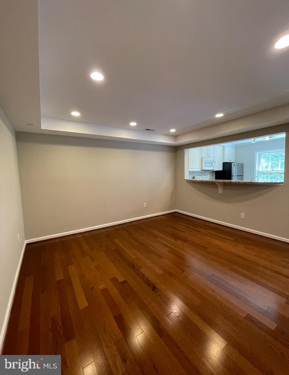 Building Photo - 8024 QUARRY RIDGE Way