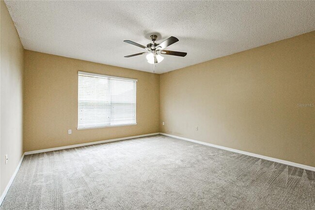 Building Photo - 3928 Stonefield Dr