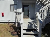 Building Photo - 1099 Sea Cliff Dr S