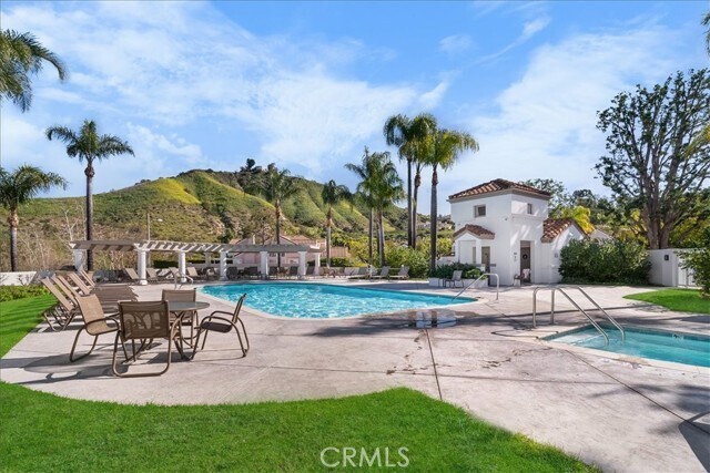 Building Photo - 24774 Cll Conejo