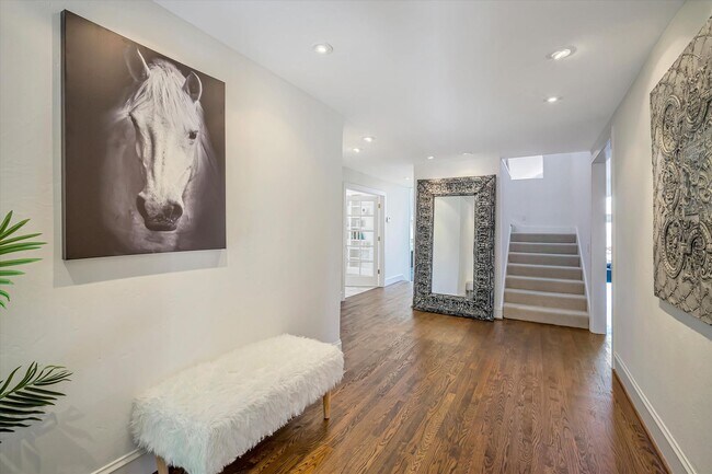 Building Photo - Welcome to Your Luxurious Napa Valley Retr...