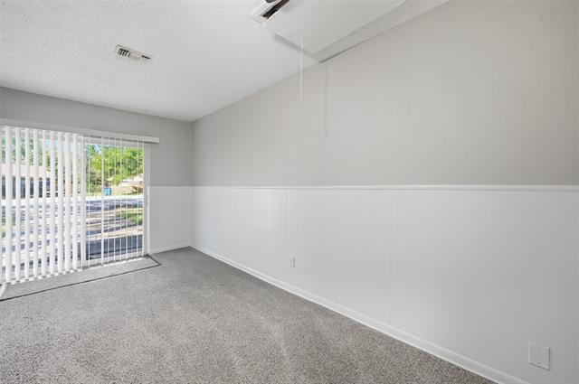 Building Photo - 808 Bullock Dr
