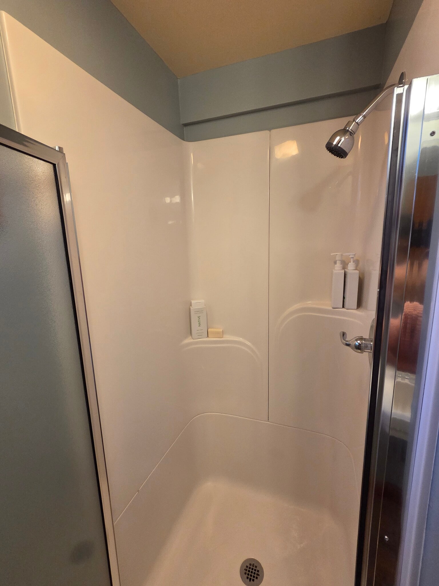 Building Photo - 3819 SE Francis St