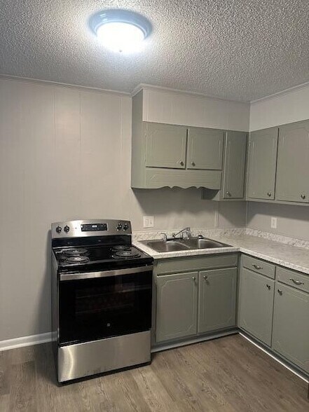 Building Photo - 363 Highland Ave NW