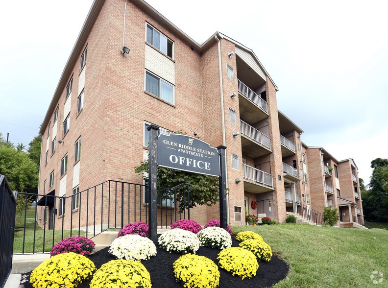 Building Photo - Glen Riddle Station Apartments
