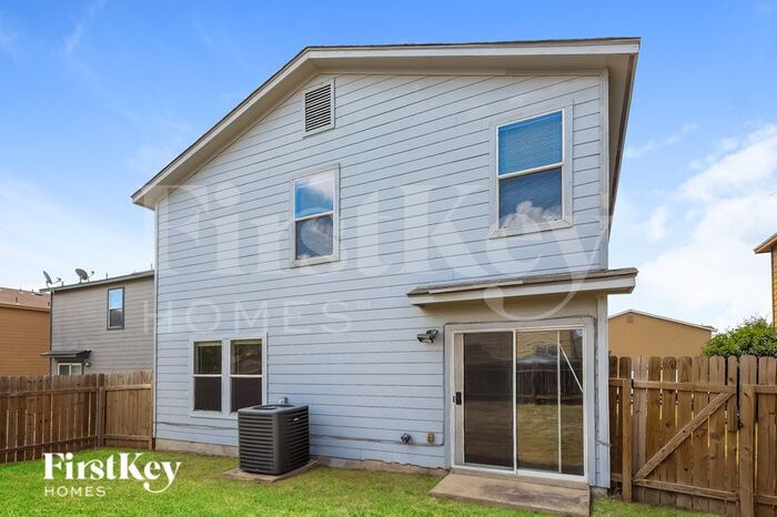 Building Photo - 7615 Fishers Pth