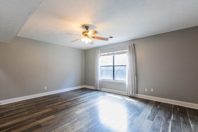 Building Photo - 11030 Indian Village Dr