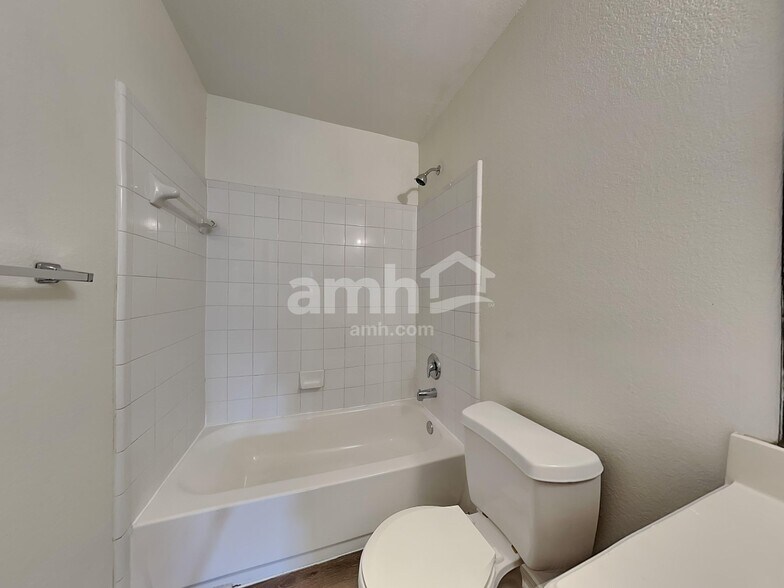 Building Photo - 11110 Vanilla Circle Ct