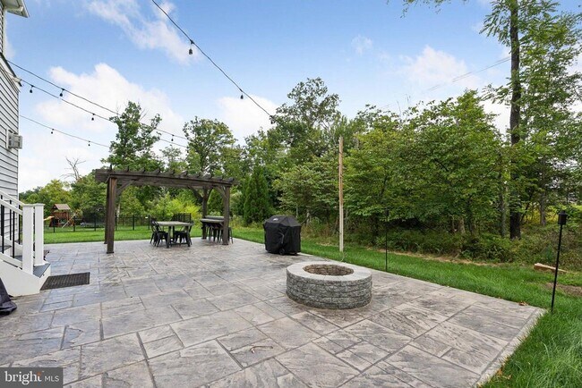 Building Photo - 22778 Trailing Rose Ct