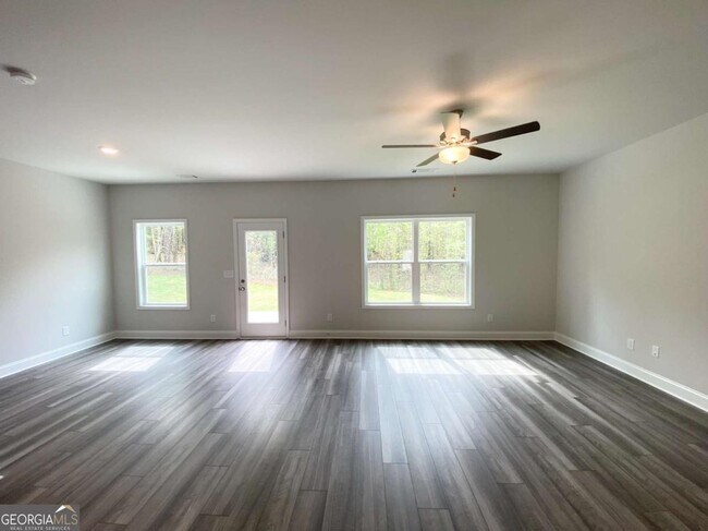 Building Photo - 159 Station Overlook Dr