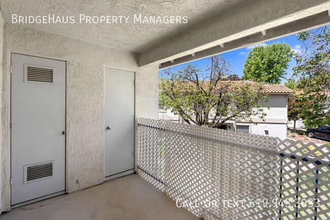 Building Photo - 10357 Azuaga St