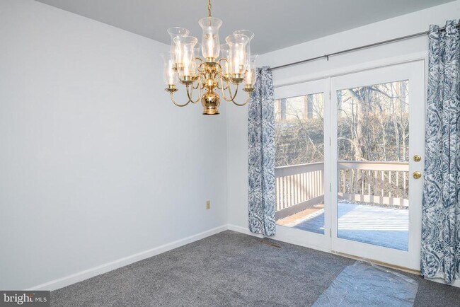 Building Photo - 1957 Lincoln Ave