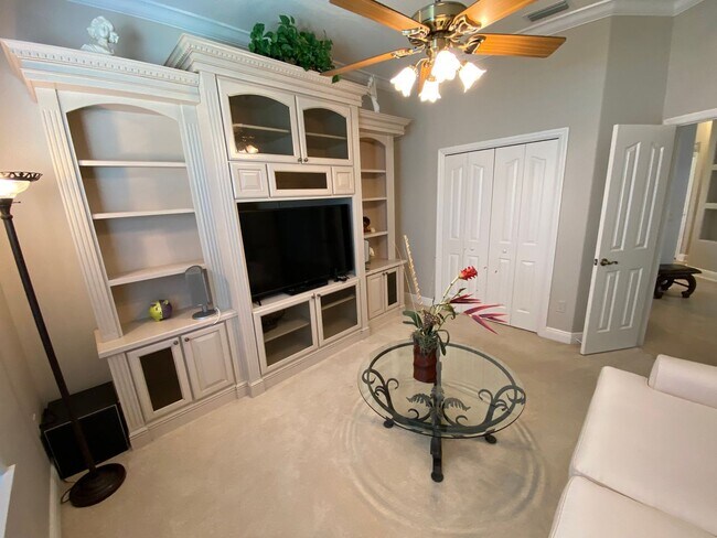 Building Photo - Spectacular and Luxurious Turnkey ANNUAL Lease in The Village of Bridgeport