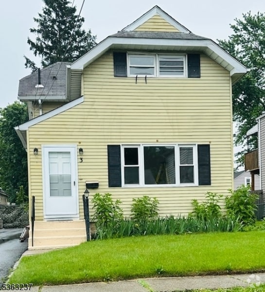 Building Photo - 3 Woodside Ave