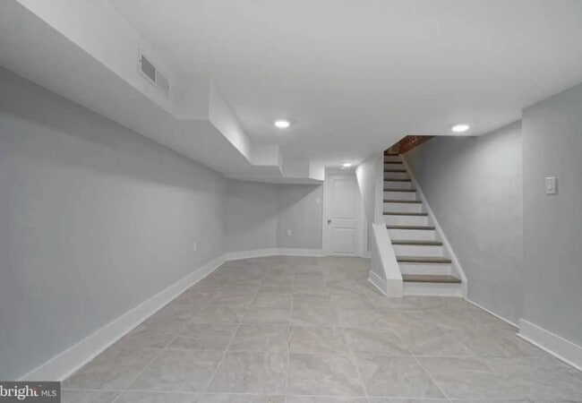 Building Photo - 1917 Pierce St