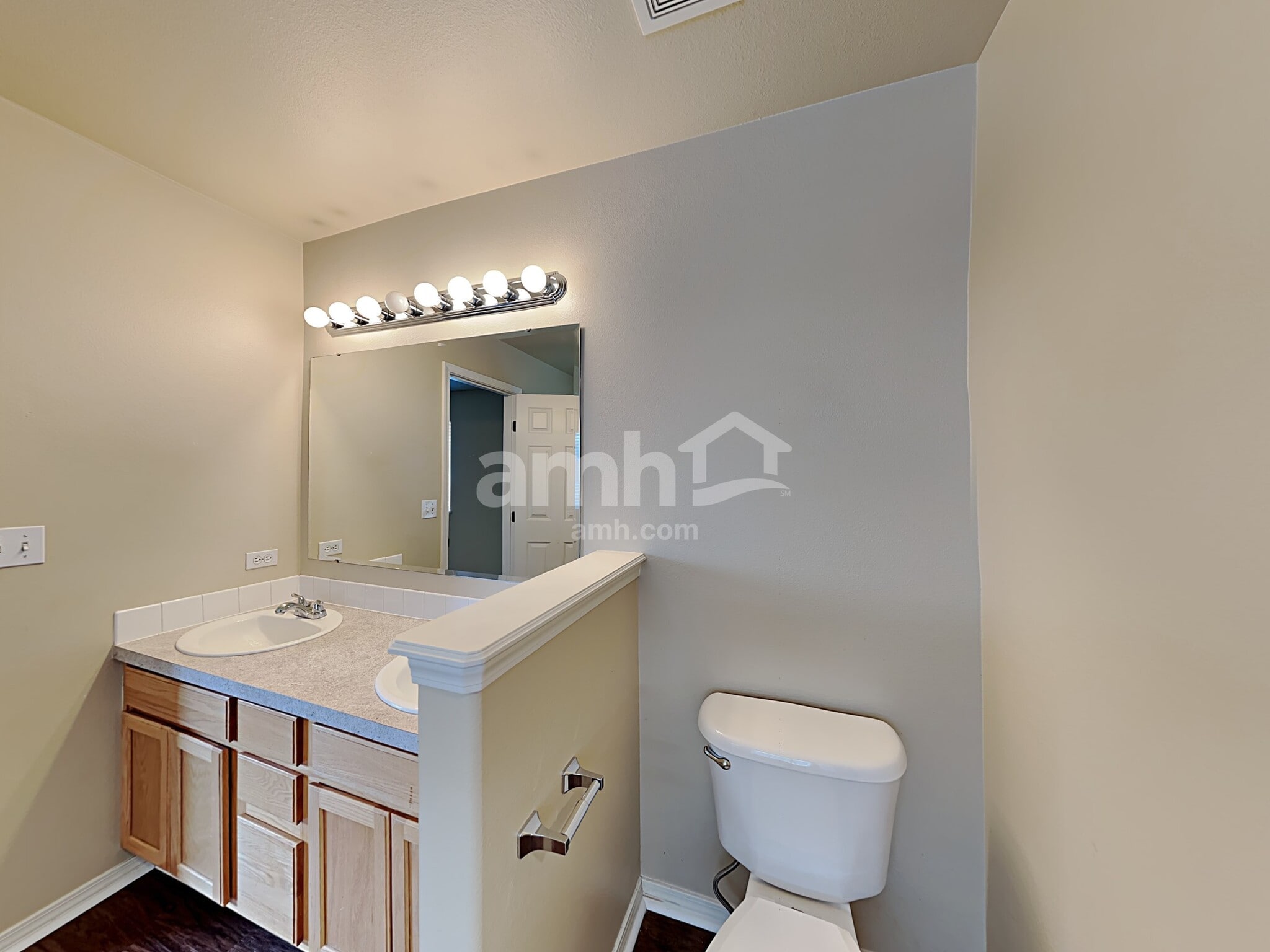 Building Photo - 1257 N Forty Niner Ave