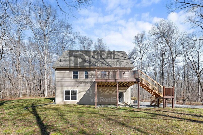 Building Photo - 1024 Atwood Ct