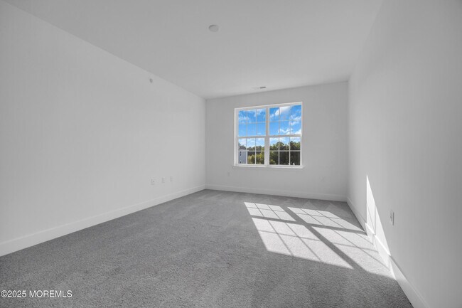 Building Photo - 28311 Radford Ct