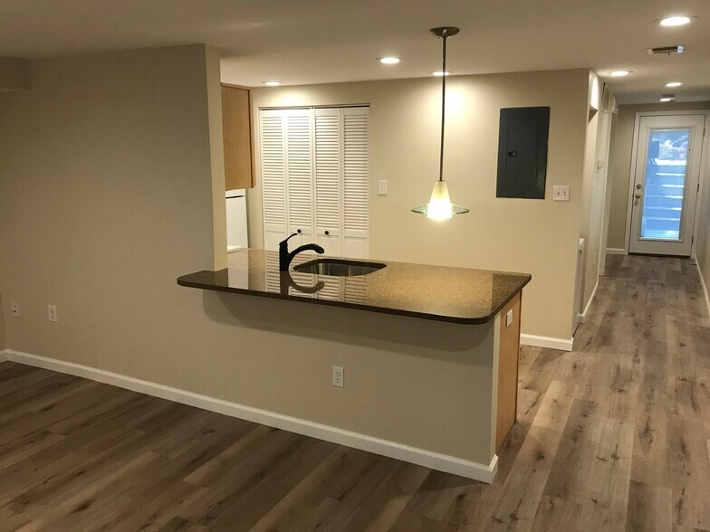 Living room/kitchen - 1448 Newton St NW