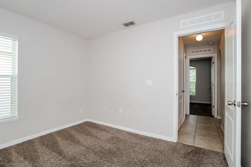 Building Photo - 5180 Gulf Sturgeon Ln