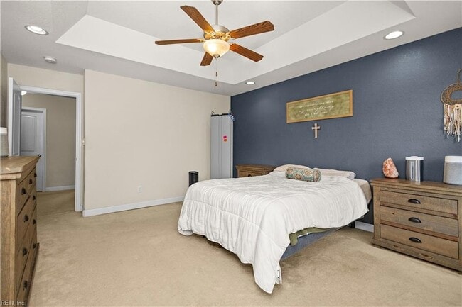 Building Photo - 3424 E Bonner Dr