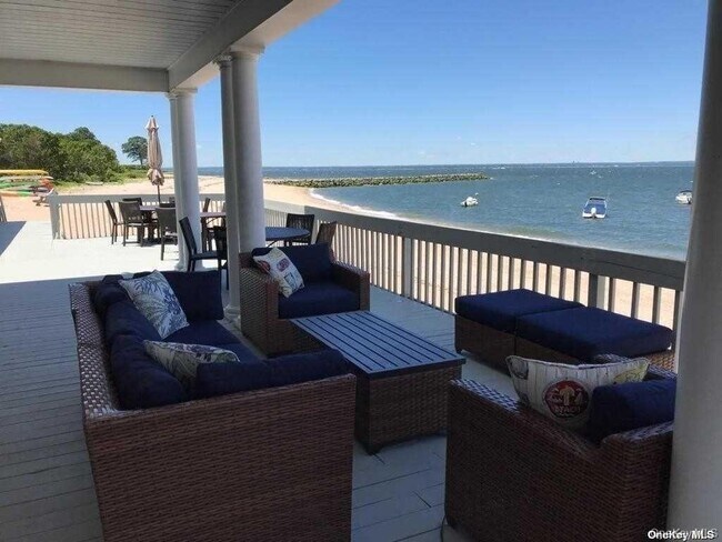 Building Photo - 9 Winding Way