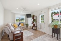 Building Photo - 21913 N Meadowview Dr