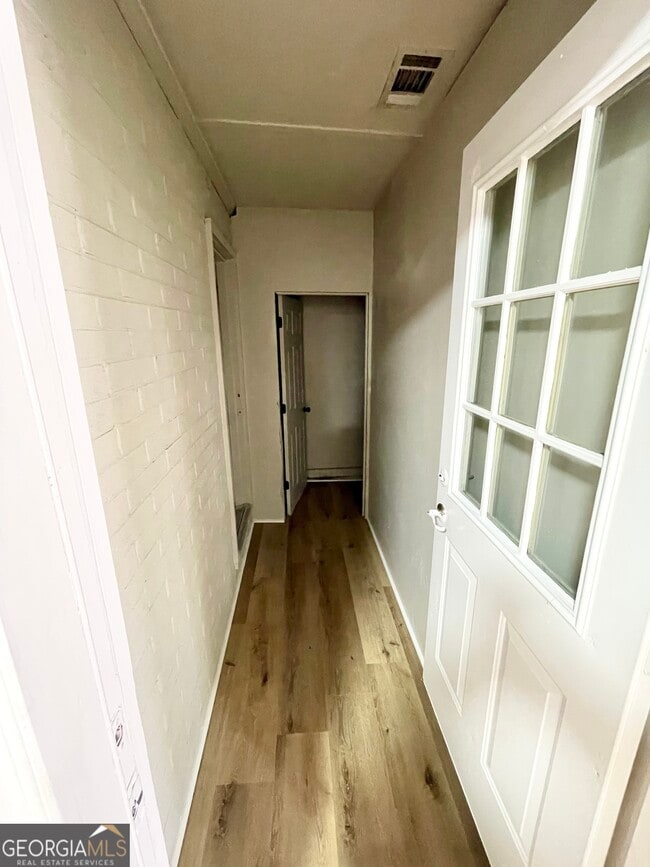 Building Photo - 1595 Winston Dr