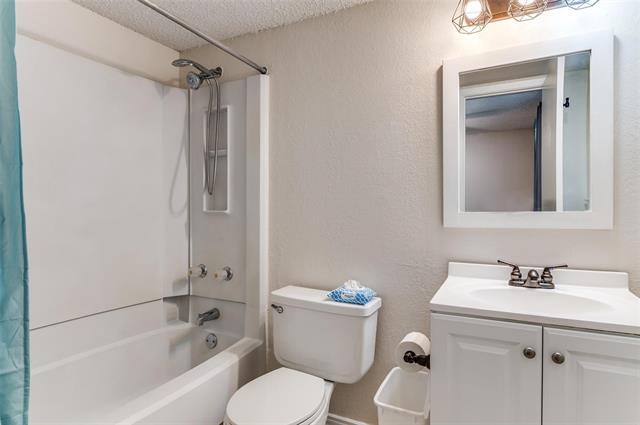 Building Photo - 644 Timberline Dr