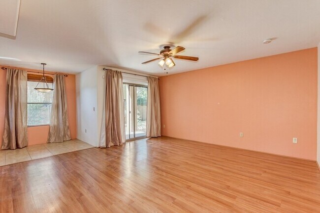 Building Photo - 6790 S Avenida Del Abrazo