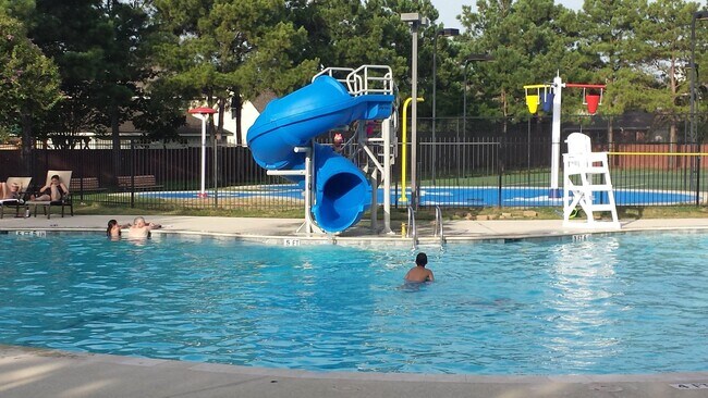 Building Photo - 24919 Spring Aspen Ct