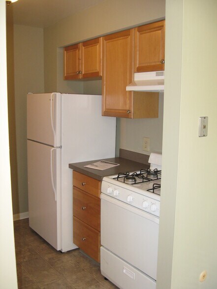 Building Photo - 4603 Moffett Rd NW