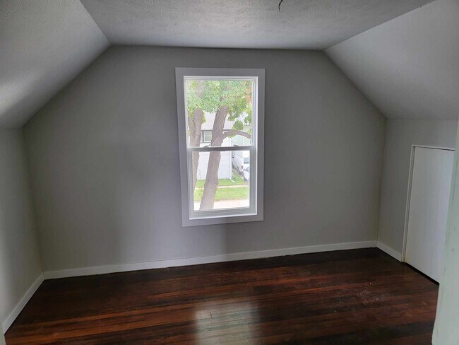 2nd Floor bedroom #2 - 1700 Avenue D