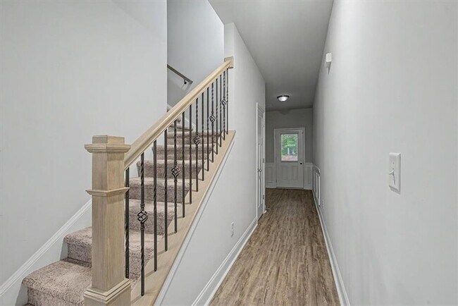 Building Photo - 1360 Sugar Glen Ct