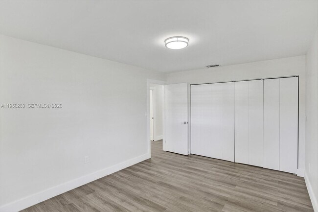 Building Photo - 12020 SW 93rd St