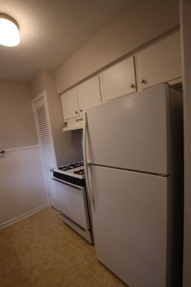 Building Photo - Adorable 1 bedroom 1 bath in the heart of ...