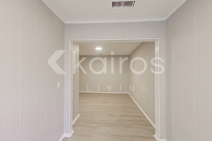 Building Photo - 2704 Shadow Ct