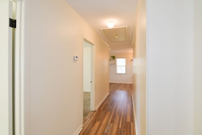 Building Photo - 2125 Hairston St