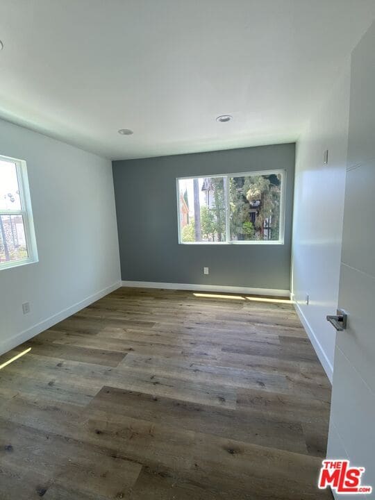 Building Photo - 1552 Winona Blvd