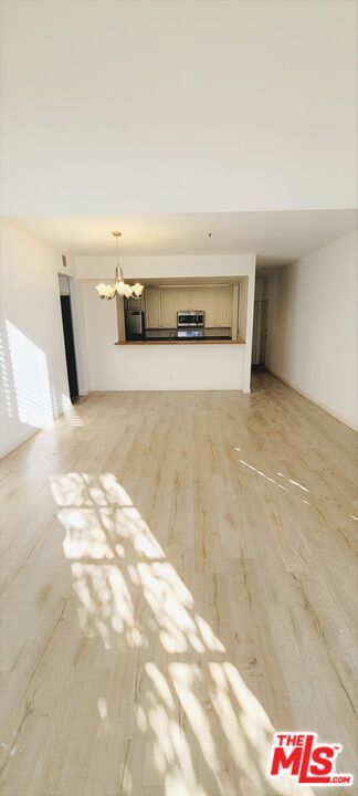 Building Photo - 1031 N Crescent Heights Blvd