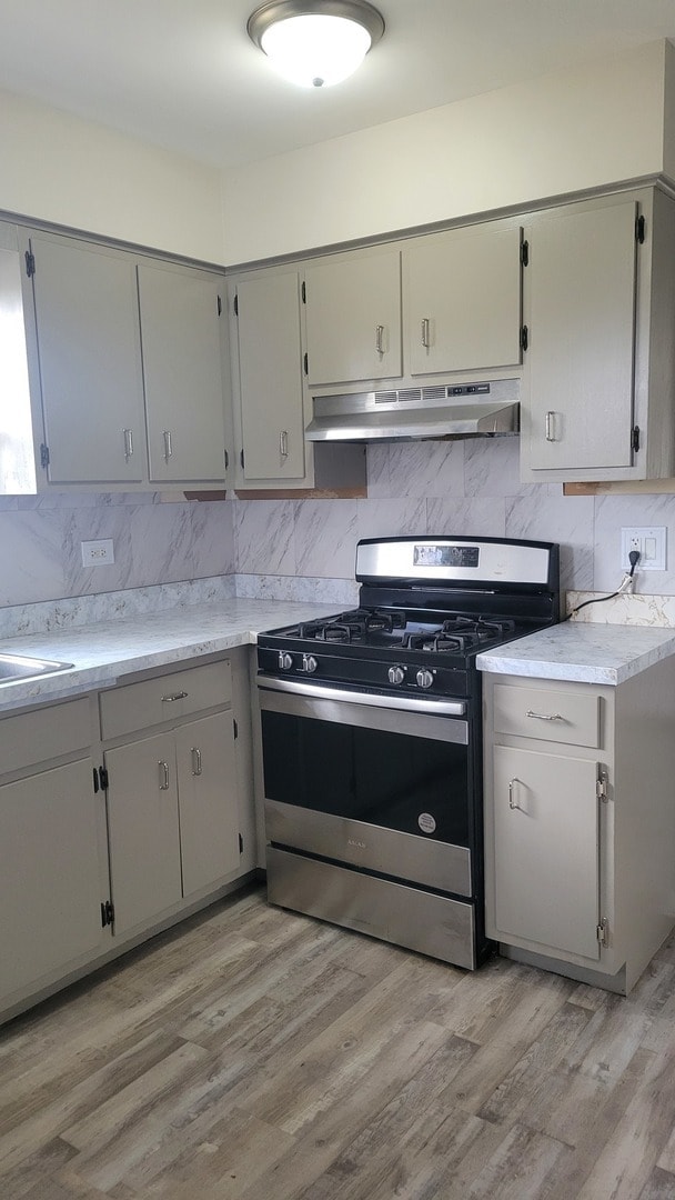 Building Photo - 39W910 US-20