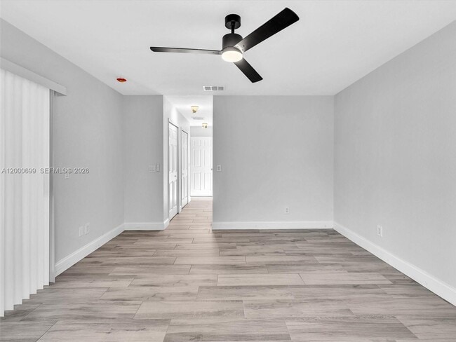 Building Photo - 2022 NW 9th Terrace