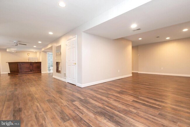 Building Photo - 11629 Forest Hill Ct