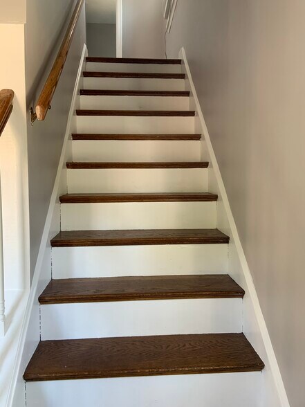 Stairs to 2nd floor - 2050 New Linden Rd