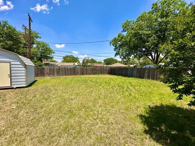 Building Photo - 4310 31st St