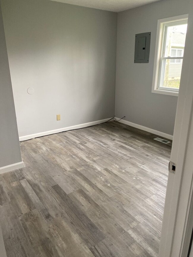 Building Photo - 307 Harrison St