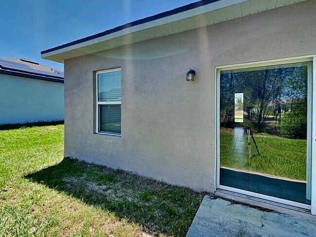 Building Photo - 356 Elderberry Ct