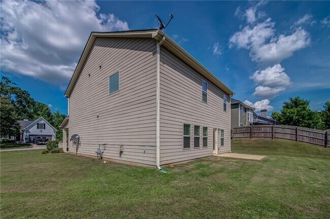 Building Photo - 129 Stonewood Creek Ct